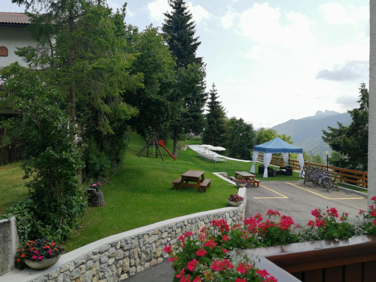 Hotel Trentino Folgaria Luaran gambar