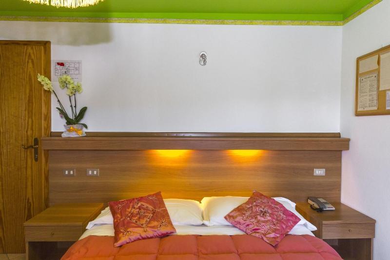 Hotel Trentino Folgaria Luaran gambar
