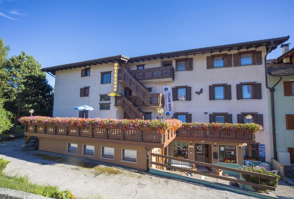 Hotel Trentino Folgaria Luaran gambar